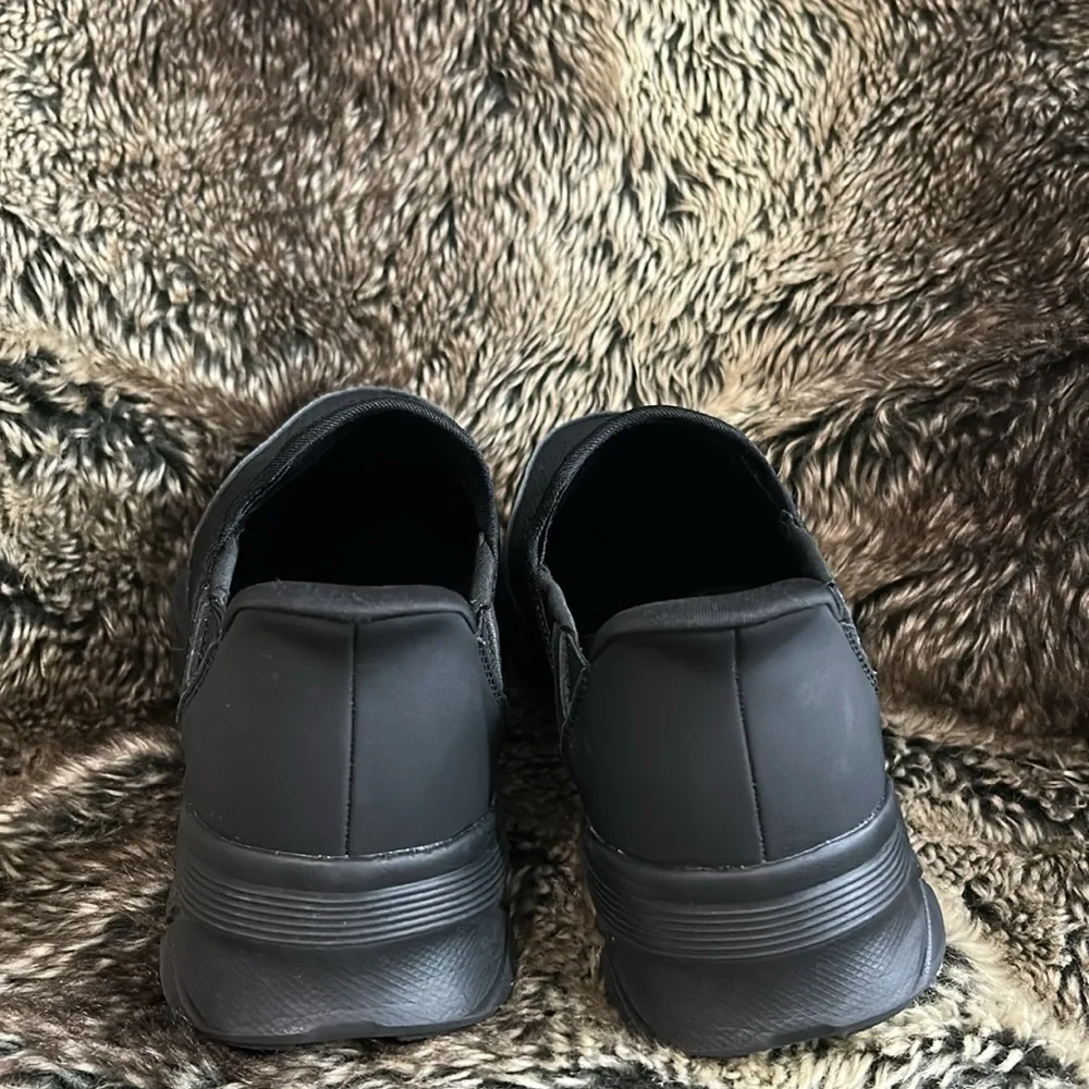 Men’s Skechers Hands Free Swift Fit Shoes - Picture 10 of 14